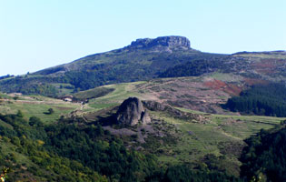 monts-ardeche.jpg, août 2011 monts-ardeche.jpg